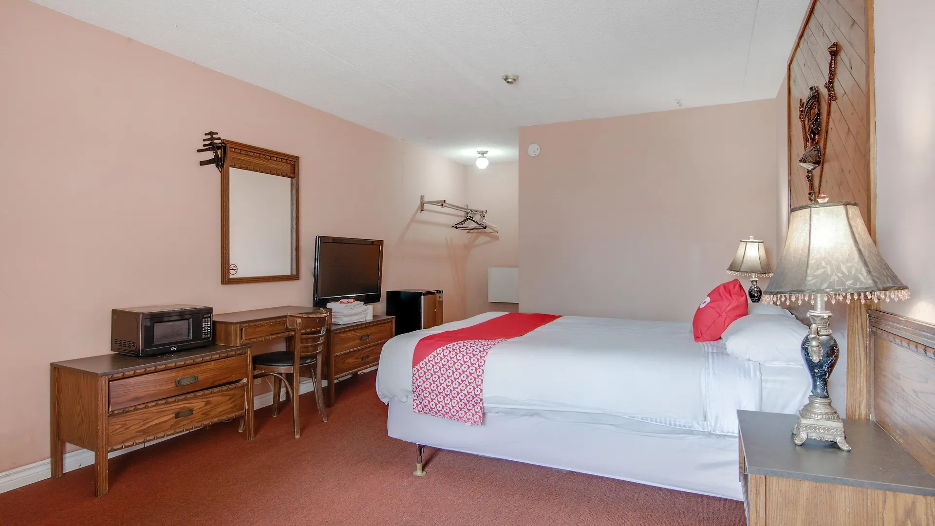 Falls Inn Near Casino Niagara By Oyo Canada