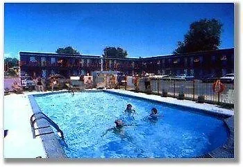 Motel Falls Inn Near Casino Niagara By Oyo