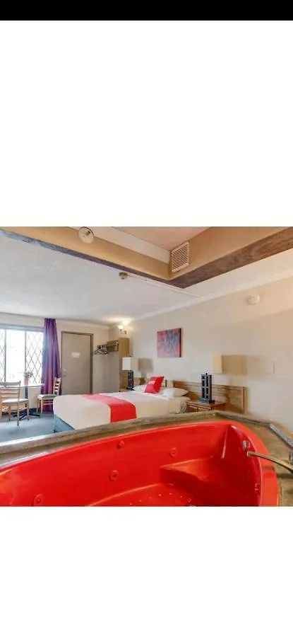 Motel Falls Inn Near Casino Niagara By Oyo Canada